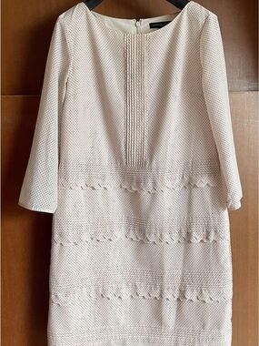 Women's Cream Eyelet Shift Dress - Banana Republic